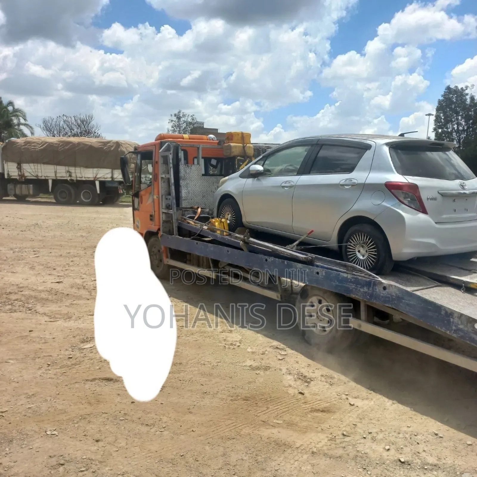 Toyota Yaris 2012 Silver