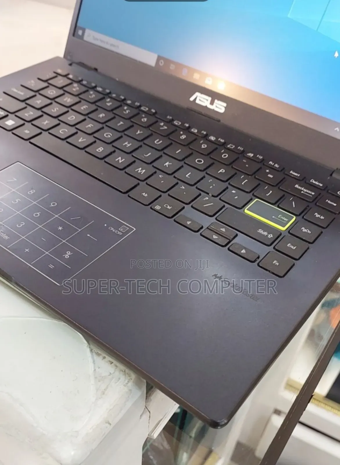 New Laptop Asus VivoBook E12 E203NAH 4GB Intel Celeron SSD 128GB