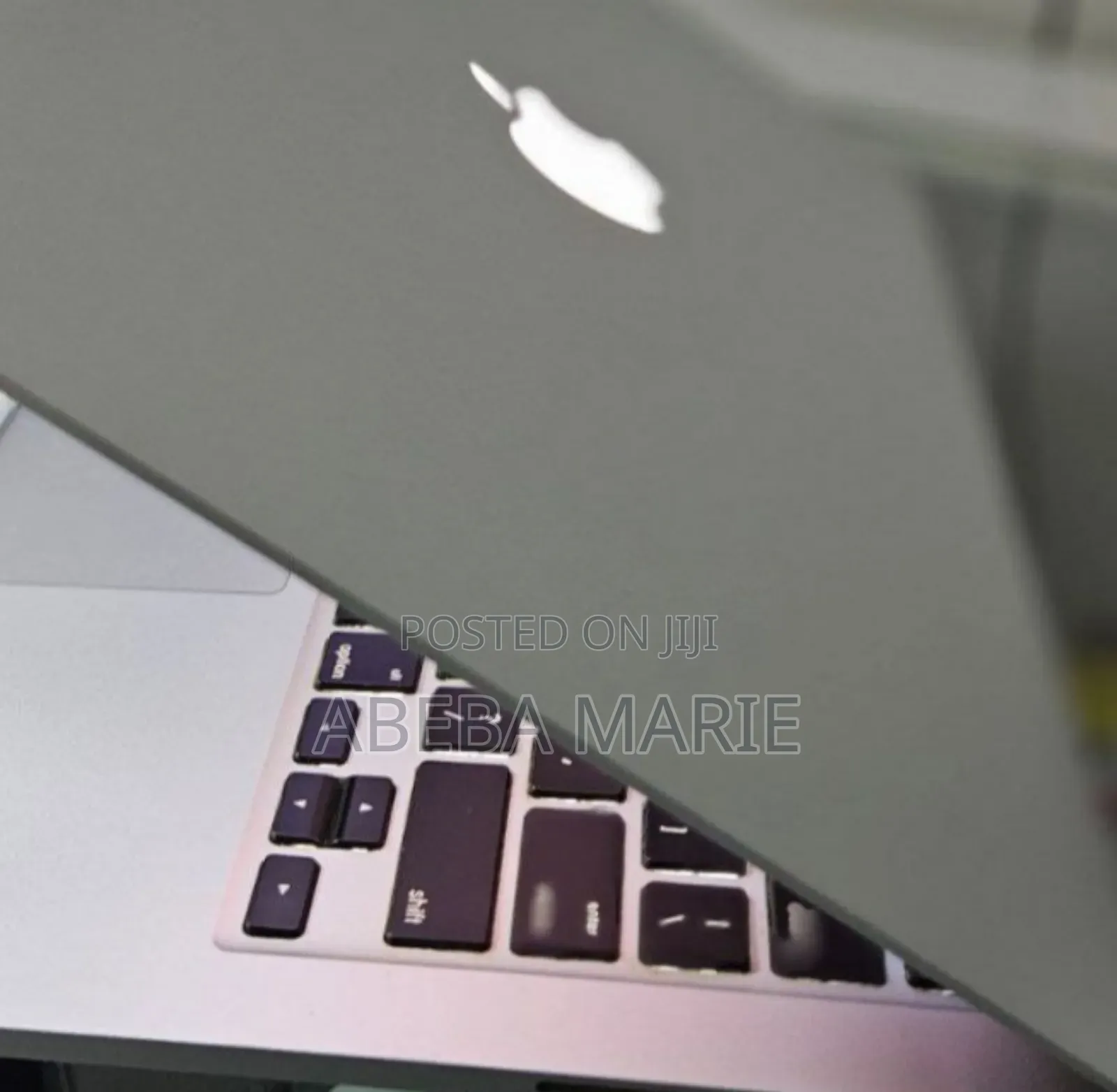 New Laptop Apple MacBook Pro 2015 8GB Intel Core I5 SSD 500GB