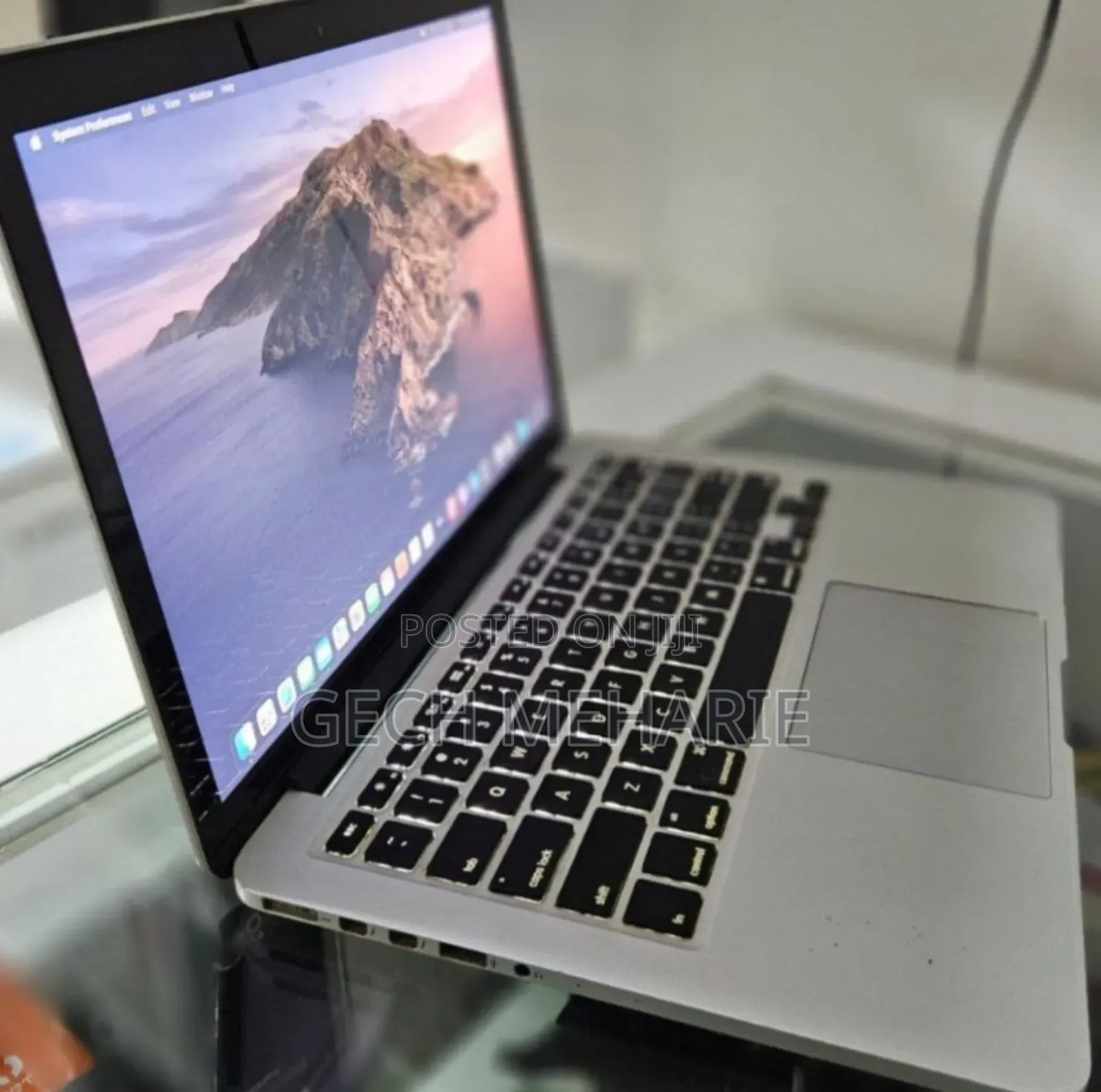 New Laptop Apple MacBook Pro 2015 8GB Intel Core I5 SSD 500GB