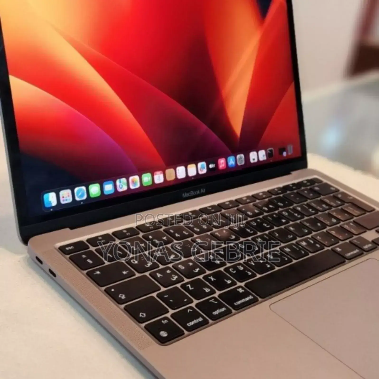 New Laptop Apple MacBook Air 2020 M1 8GB SSD 256GB