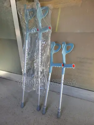 Photo - Crutch Portable Elbow Arm Crutches፶試elbow Crutches፵0ክራንች
