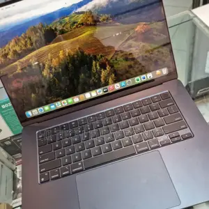 New Laptop Apple MacBook Pro 2023 M3 14-Inch 8GB Apple M3 SSD 256GB