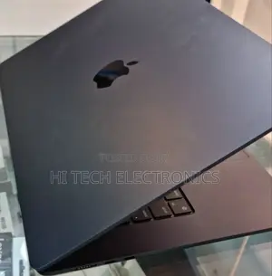 New Laptop Apple MacBook Pro 2023 M3 14-Inch 8GB Apple M3 SSD 256GB