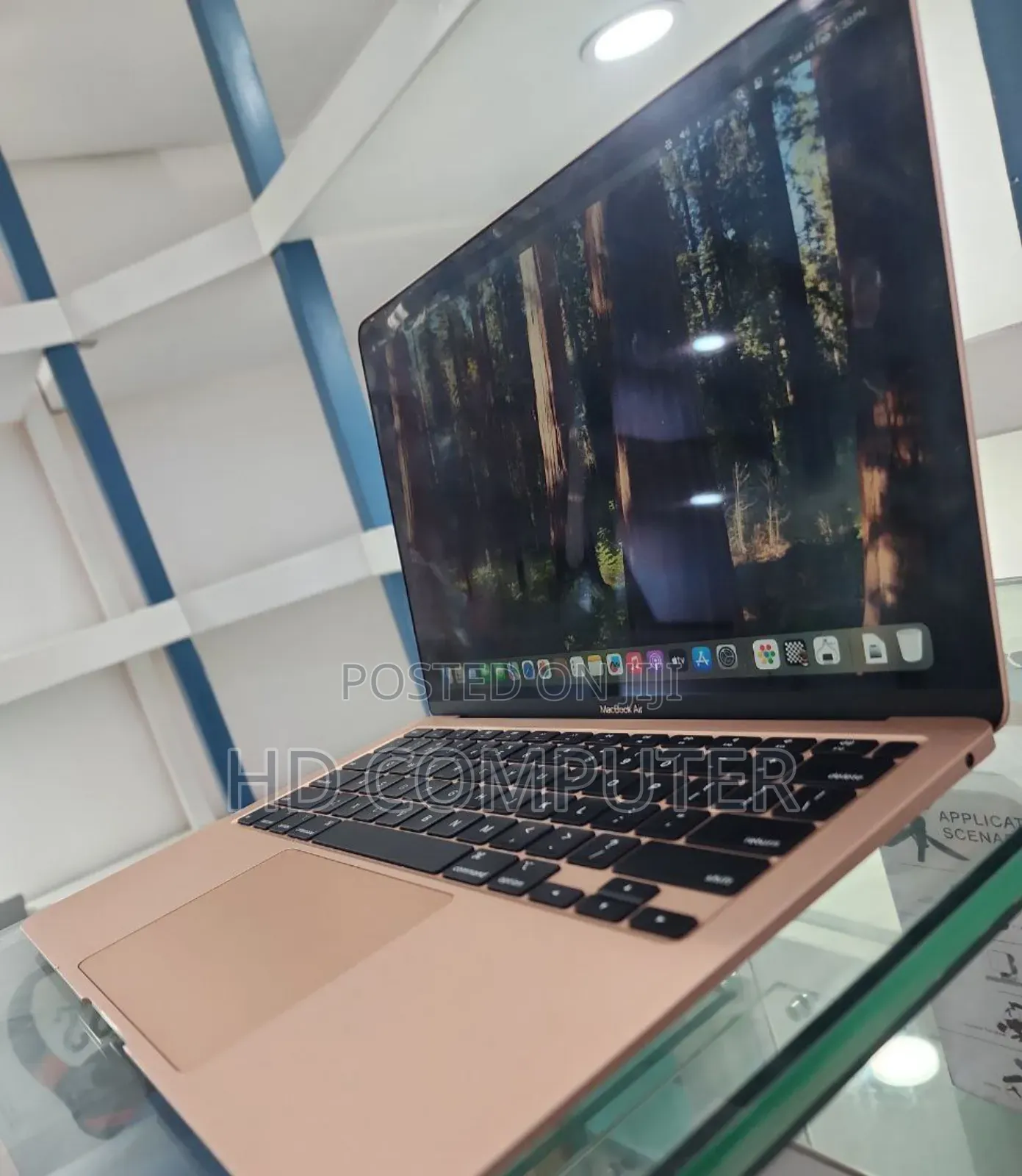 New Laptop Apple MacBook Air 2020 8GB Intel Core I3 SSD 256GB