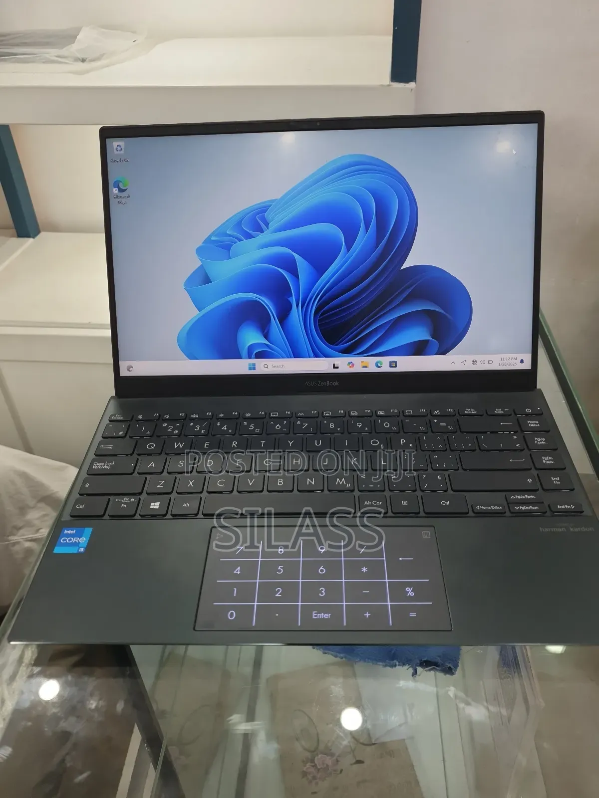 New Laptop Asus ZenBook UX303UA 8GB Intel Core I5 SSD 512GB