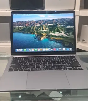 New Laptop Apple MacBook Pro M1 8GB Apple M1 Pro SSD 256GB