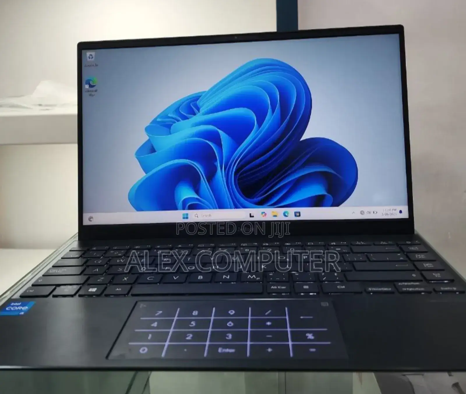 New Laptop Asus ZenBook 13 UX331UN 16GB Intel Core I5 SSD 512GB