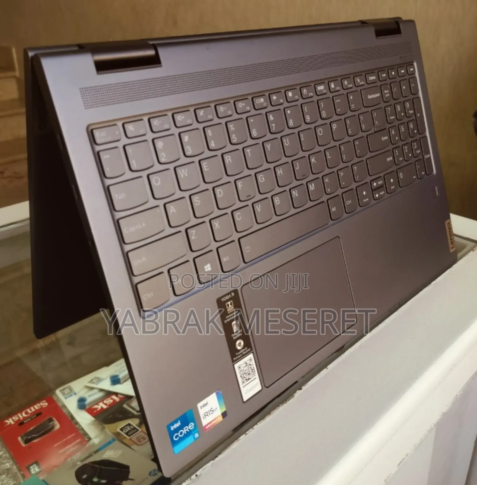 New Laptop Lenovo Yoga 7i 8GB Intel Core I5 SSD 256GB