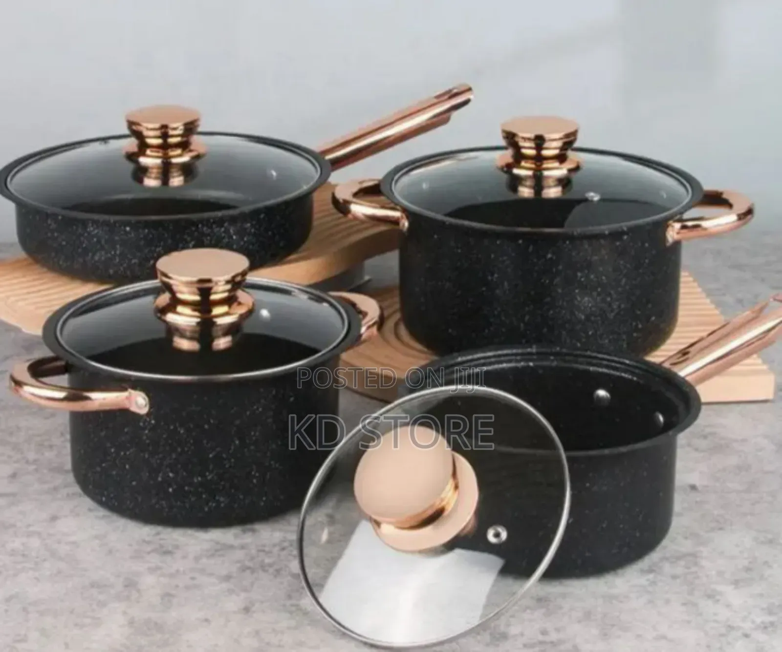 ዘመናዊ ድስቶች 8 PCS Cookware Set