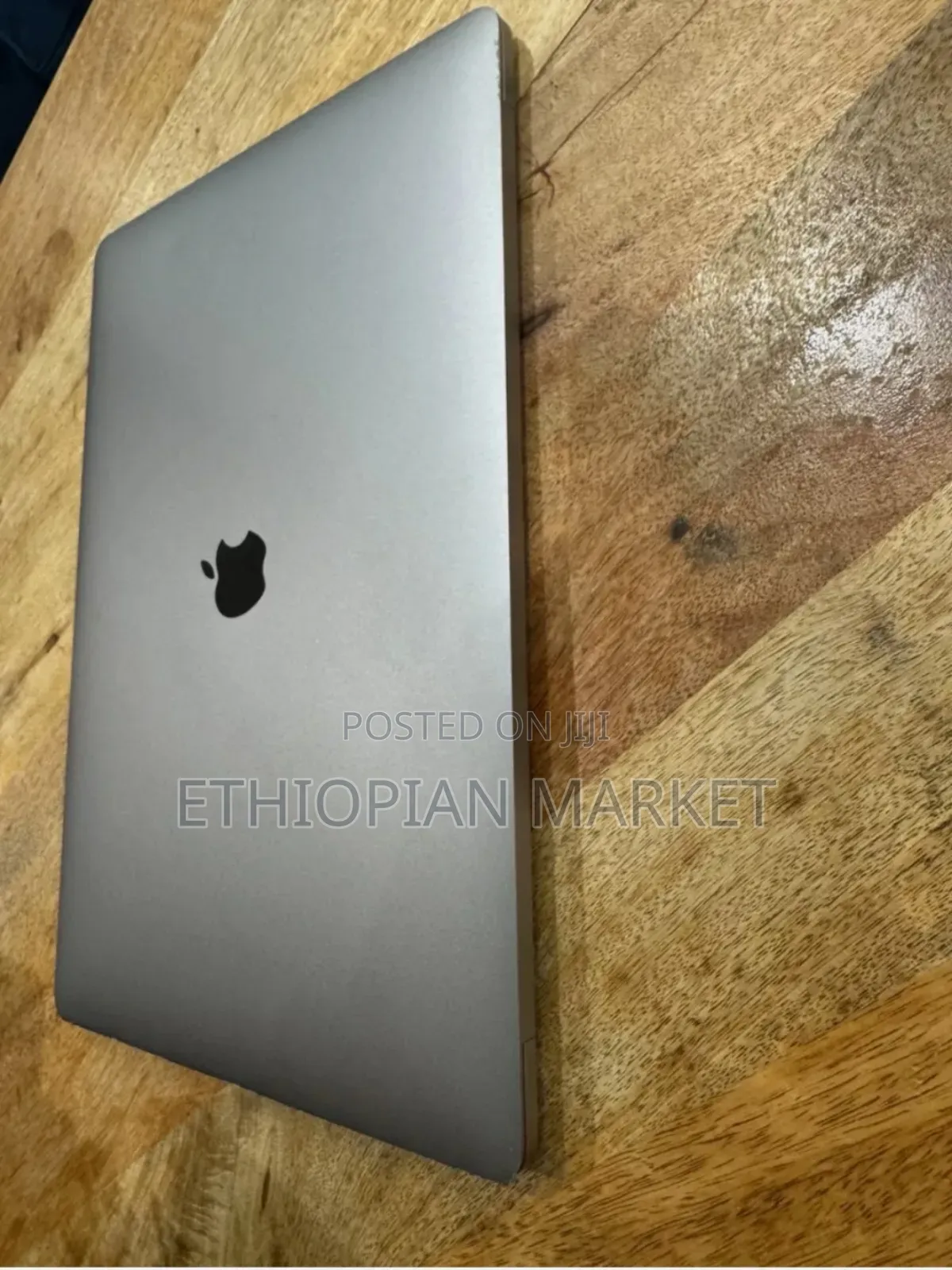 Laptop Apple MacBook Pro 2018 16GB Intel Core I9 SSD 1T