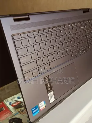 New Laptop Lenovo Yoga 7i 8GB Intel Core I5 SSD 256GB
