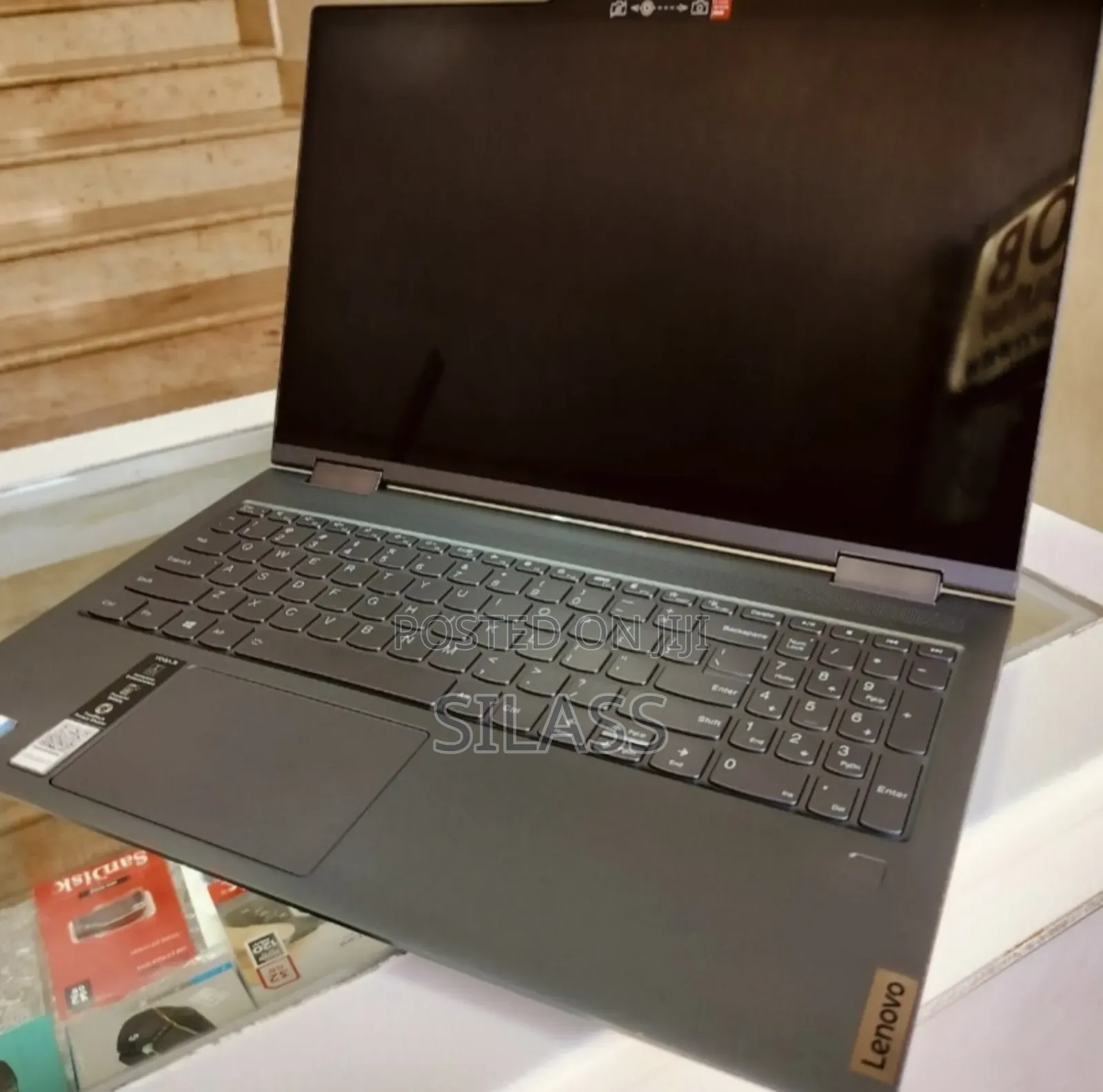 New Laptop Lenovo Yoga 7i 8GB Intel Core I5 SSD 256GB