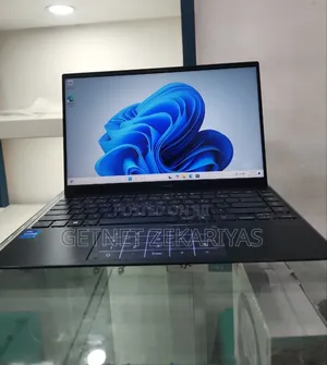 New Laptop Asus ZenBook 13 UX331UN 8GB Intel Core I5 SSD 512GB