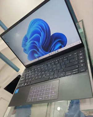 New Laptop Asus ZenBook 13 UX331UN 8GB Intel Core I5 SSD 512GB