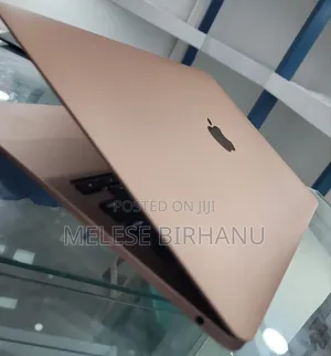 Photo - New Laptop Apple MacBook Air 2020 8GB Intel Core I3 SSD 256GB