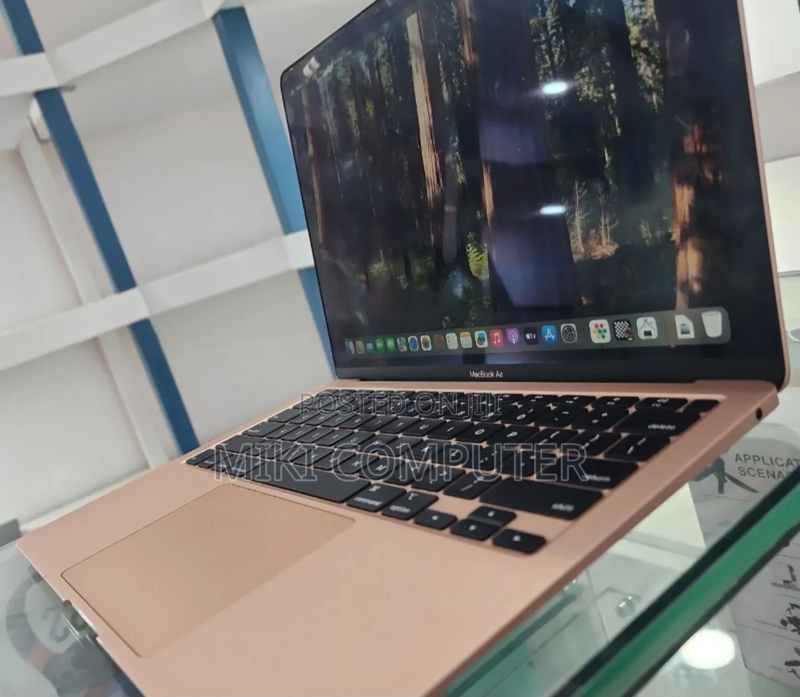 New Laptop Apple MacBook Air 2020 8GB Intel Core I3 SSD 256GB