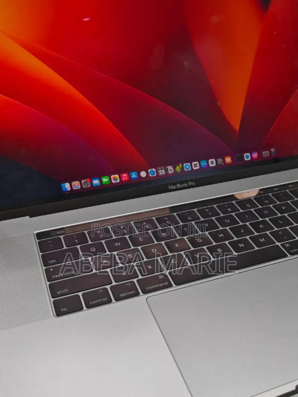 New Laptop Apple MacBook Pro 2019 16GB Intel Core I7 SSD 512GB