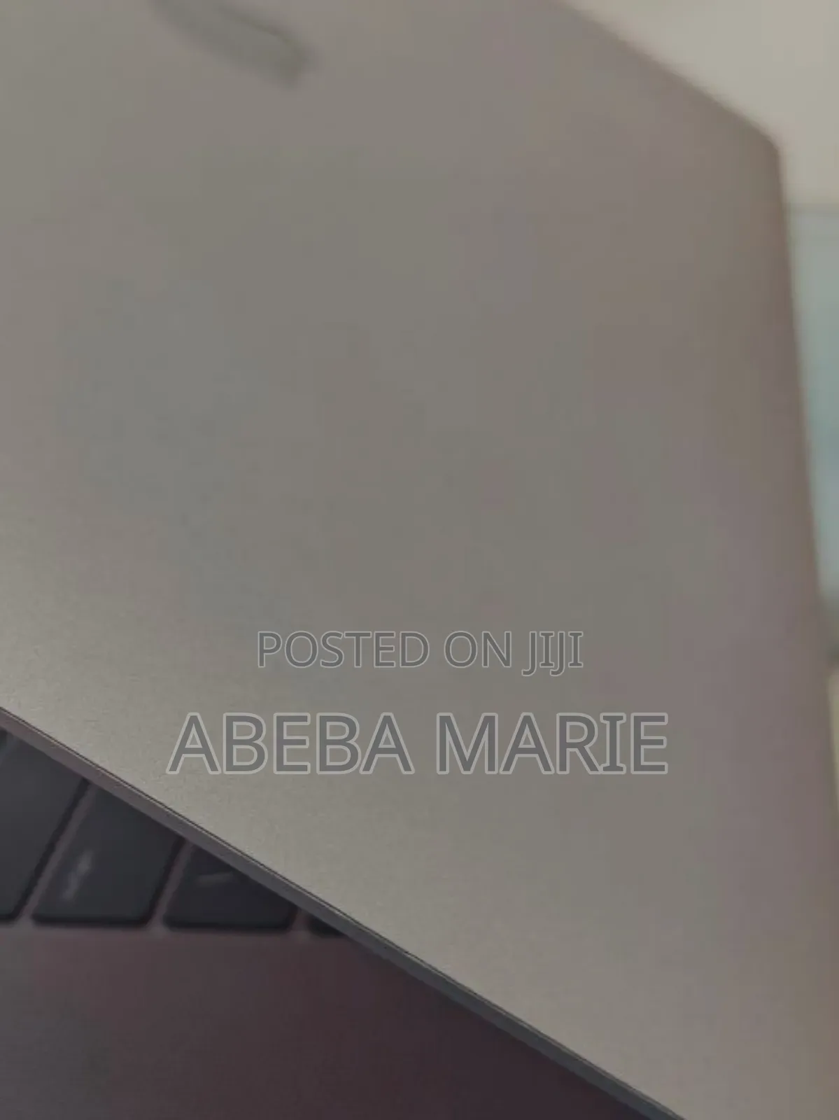 New Laptop Apple MacBook Pro 2019 16GB Intel Core I7 SSD 512GB