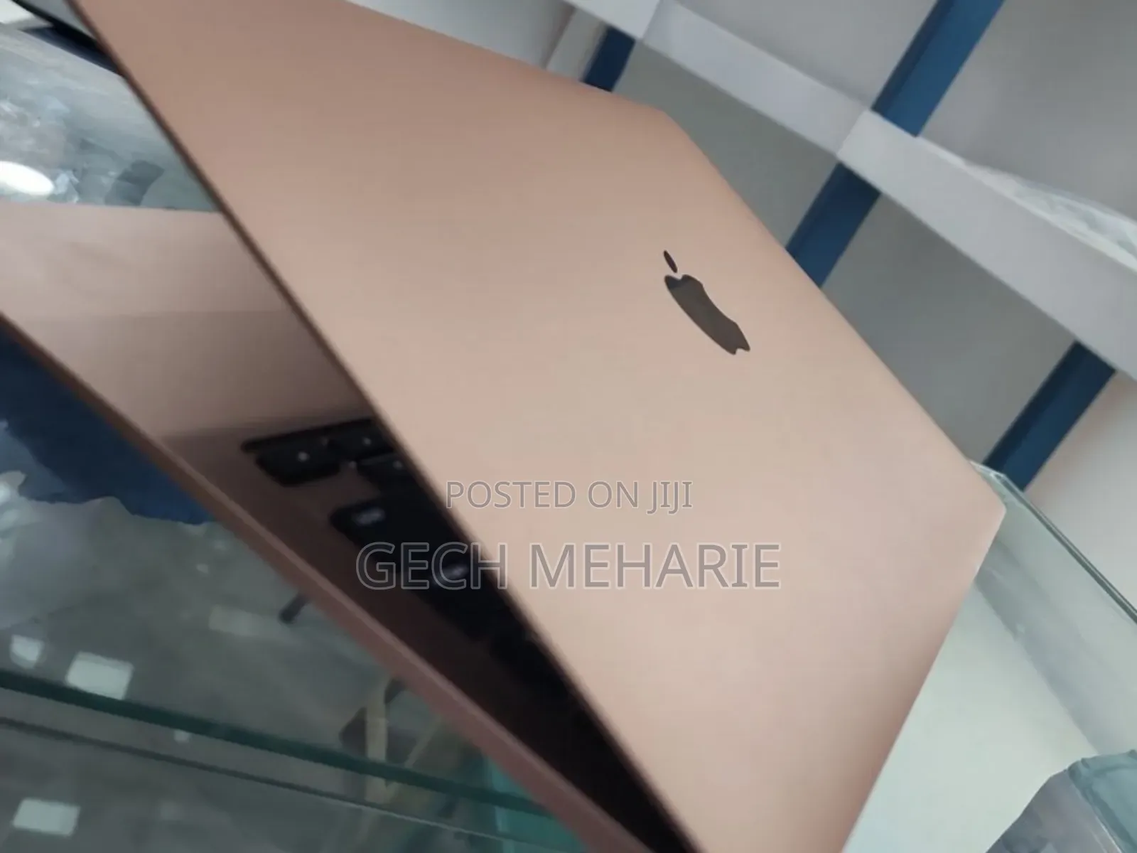 New Laptop Apple MacBook Air 2020 8GB Intel Core I3 SSD 256GB