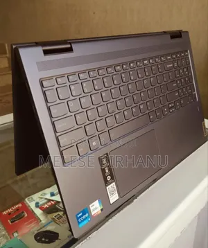 New Laptop Lenovo Yoga 7i 8GB Intel Core I5 SSD 256GB