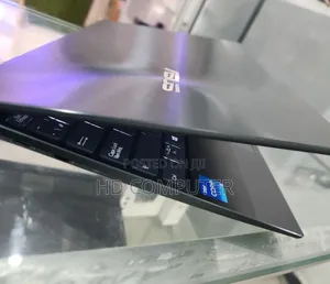 New Laptop Asus Zenbook 14 UX434 8GB Intel Core I5 SSD 512GB