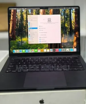 New Laptop Apple MacBook Pro 18GB Apple M3 SSD 512GB