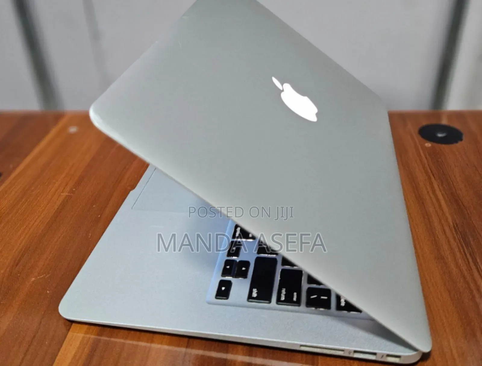 New Laptop Apple MacBook Air 2017 8GB Intel Core I5 SSD 128GB