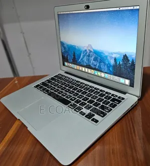 New Laptop Apple MacBook 8GB Intel Core I5 SSD 128GB