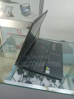 New Laptop Acer Predator Helios 300 16GB Intel Core I7 SSD 512GB