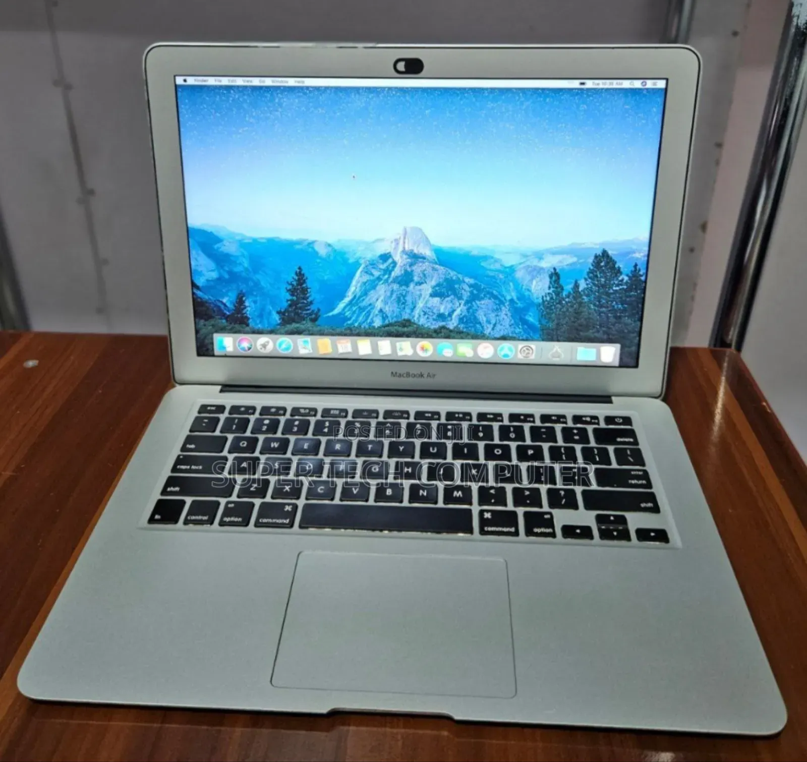 New Laptop Apple MacBook Air 2017 8GB Intel Core I5 SSD 128GB