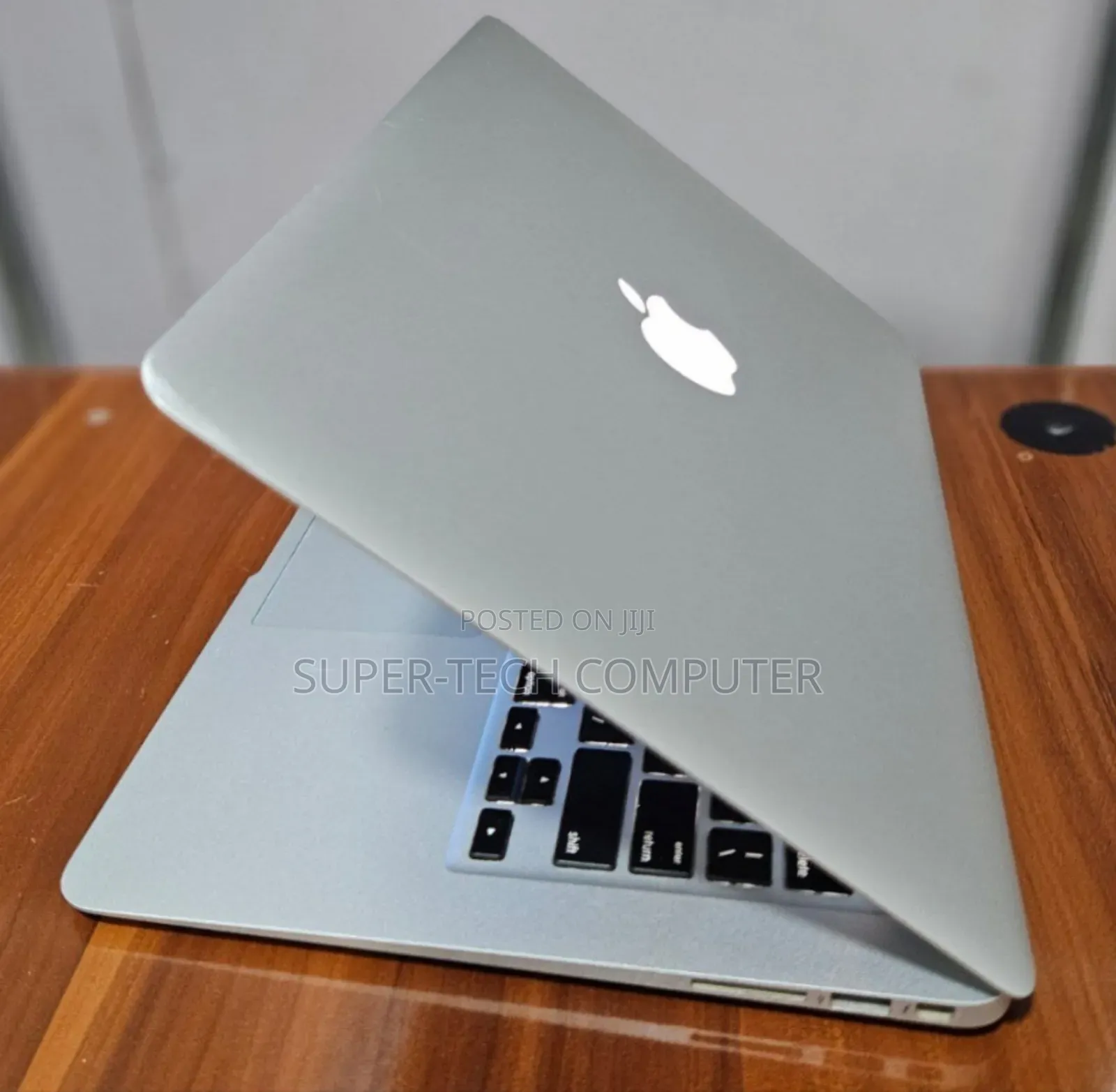New Laptop Apple MacBook Air 2017 8GB Intel Core I5 SSD 128GB