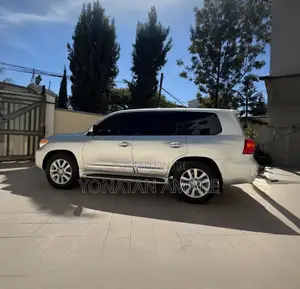 Toyota Land Cruiser 2014 Silver