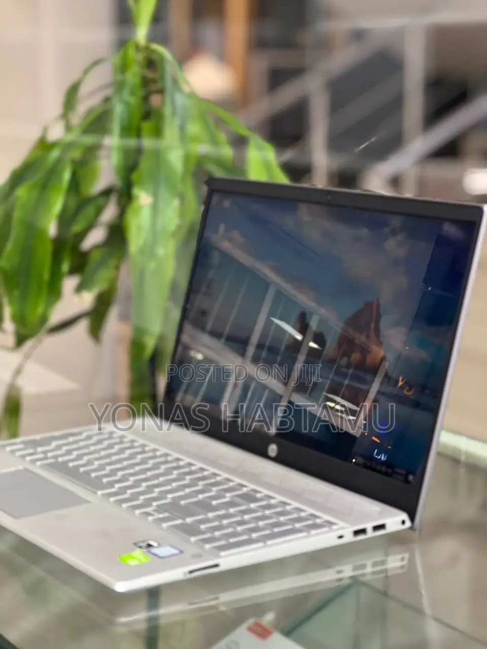 New Laptop HP Pavilion 10 8GB Intel Core I5 SSD 512GB