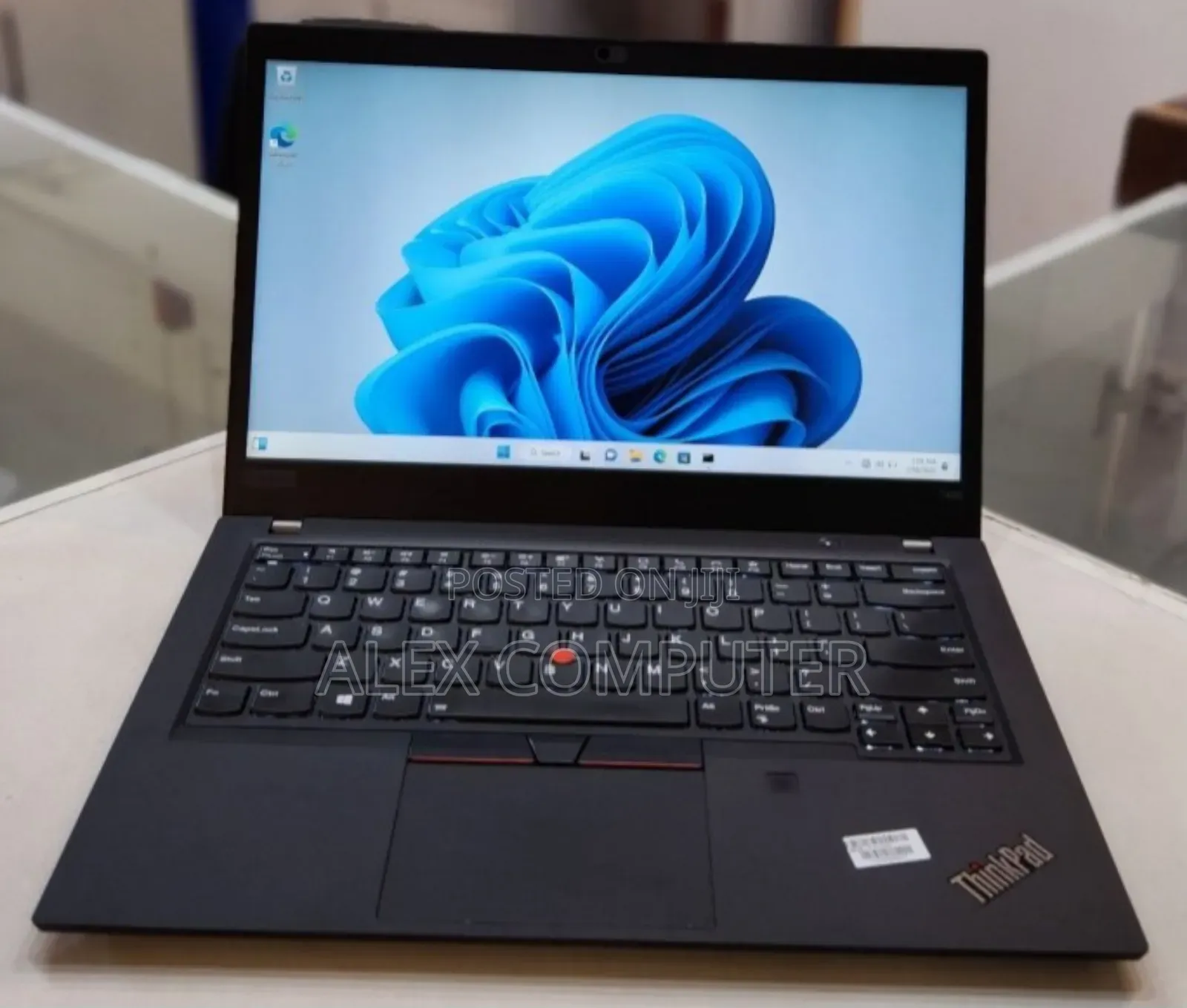 New Laptop Lenovo ThinkPad T495s 16GB AMD Ryzen 5 SSD 512GB