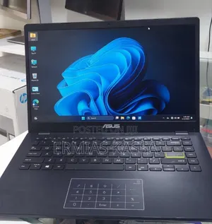 New Laptop Asus VivoBook F450CC 4GB Intel Celeron SSD 128GB