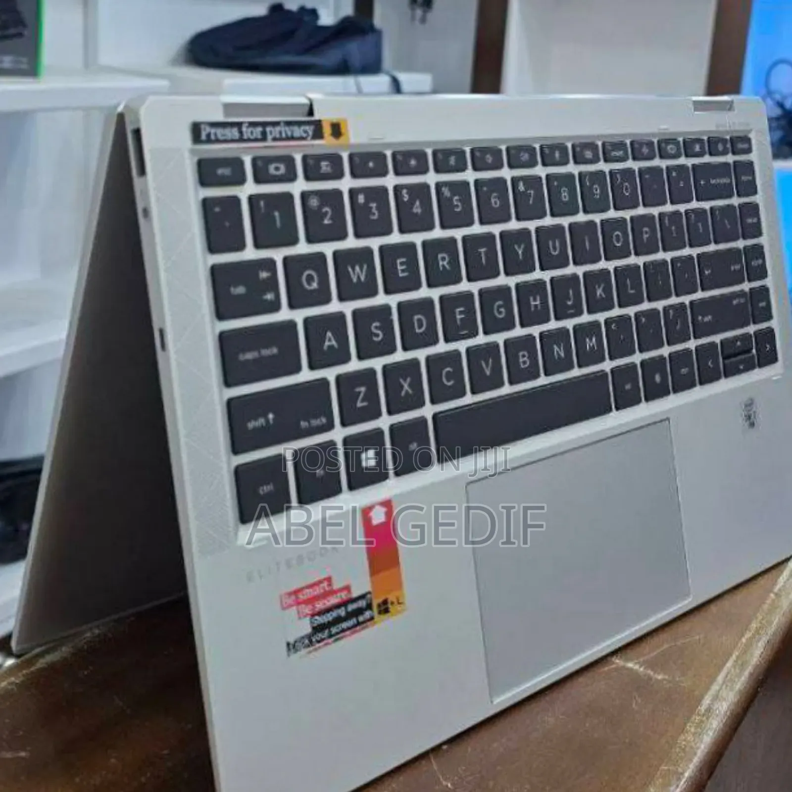 New Laptop HP EliteBook X360 1040 G7 16GB Intel Core I7 SSD 512GB