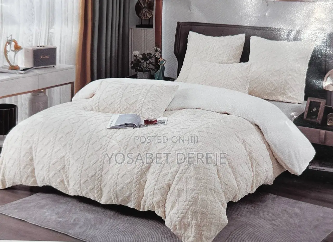 3piece Geometric Fluffy Fleece Comforter Set