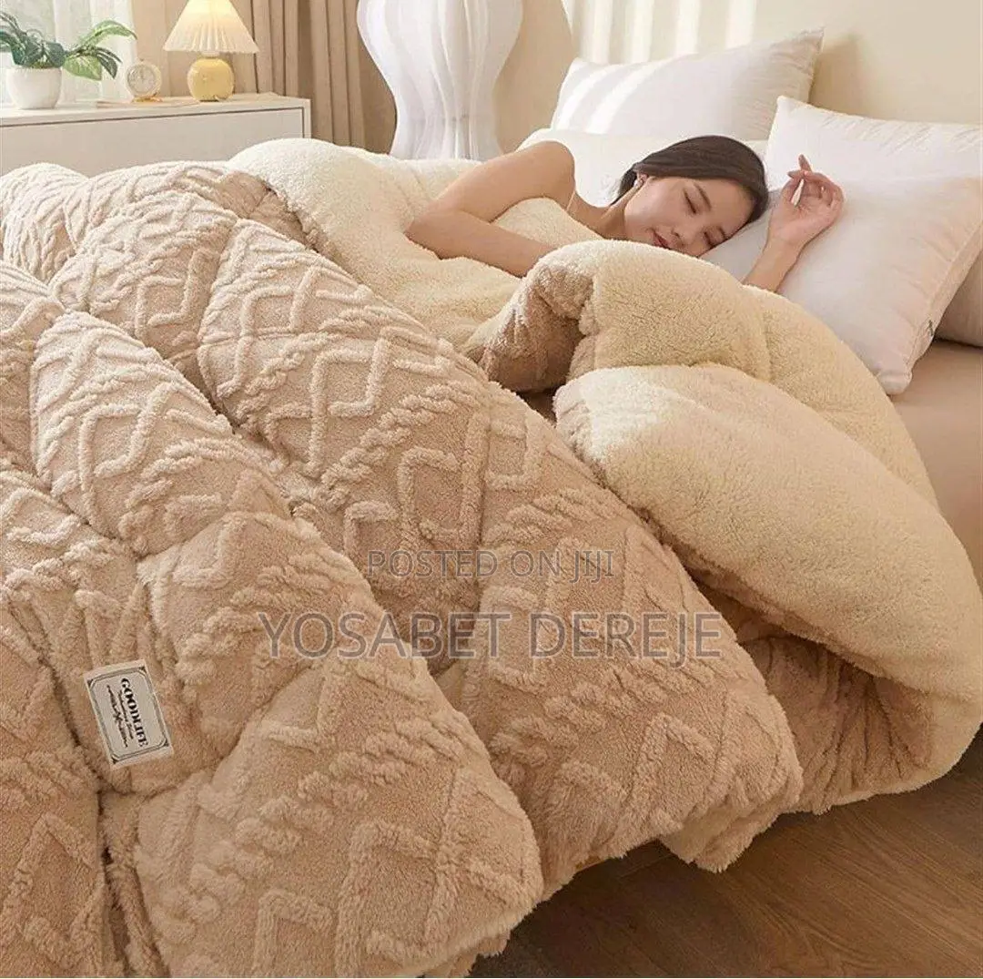 3piece Geometric Fluffy Fleece Comforter Set