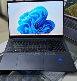 New Laptop Asus VivoBook Pro 17 N705UD 16GB Intel Core I7 SSD 512GB