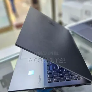 New Laptop Asus VivoBook Pro 17 N705UD 16GB Intel Core I7 SSD 512GB