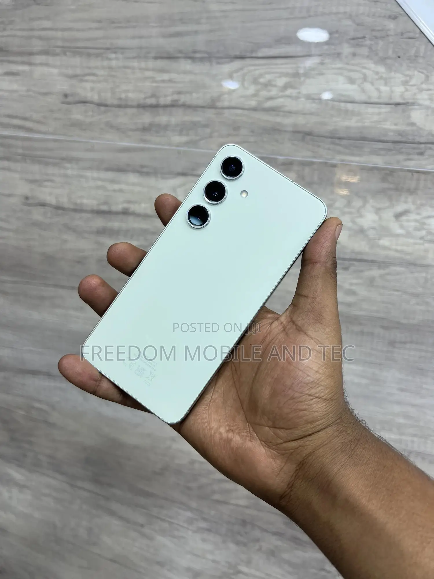 New Samsung Galaxy S24 128 GB