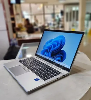 New Laptop HP EliteBook 840 G8 16GB Intel Core I7 SSD 512GB