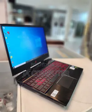 New Laptop HP Omen X 8GB Intel Core I5 SSHD (Hybrid) 750GB