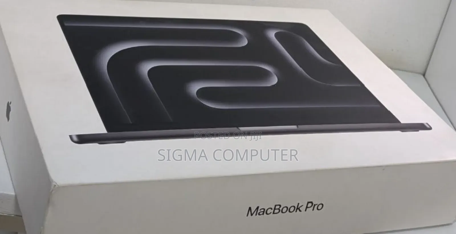 New Apple MacBook Pro 2024 M4 14-Inch 24GB Apple M4 Max SSD 512GB