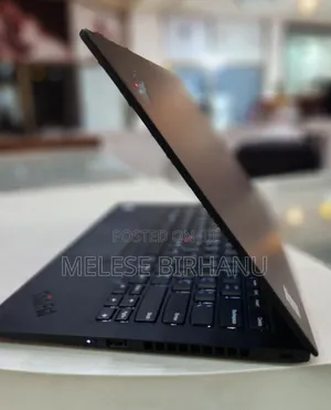 Photo - New Laptop Lenovo ThinkPad X1 Carbon 8GB Intel Core I5 SSD 512GB