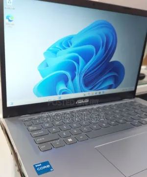 New Laptop Asus VivoBook 15 X505BA 8GB Intel Core I3 SSD 256GB