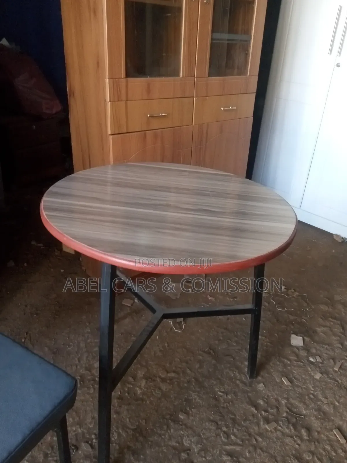 Quality Chairs and Tabels