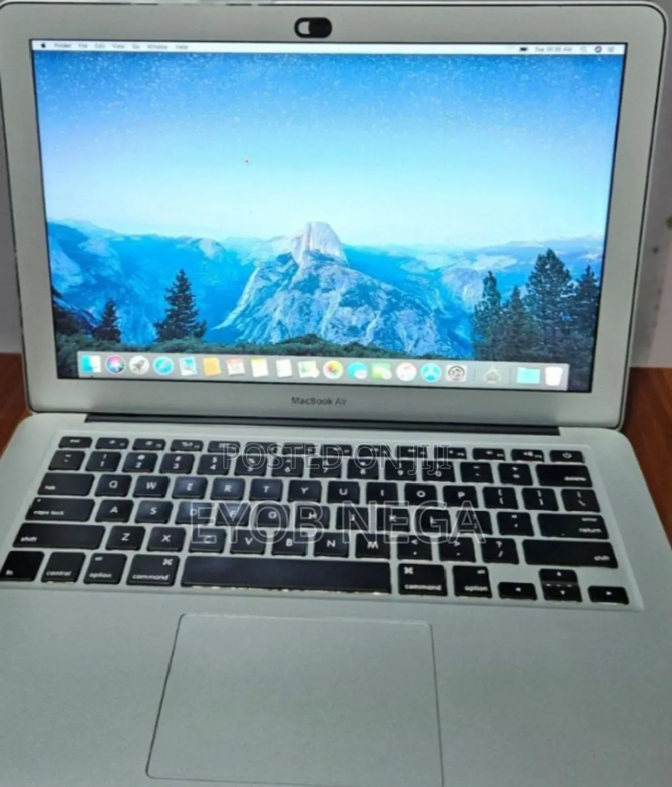 New Laptop Apple MacBook Air 2017 8GB Intel Core I5 SSD 128GB