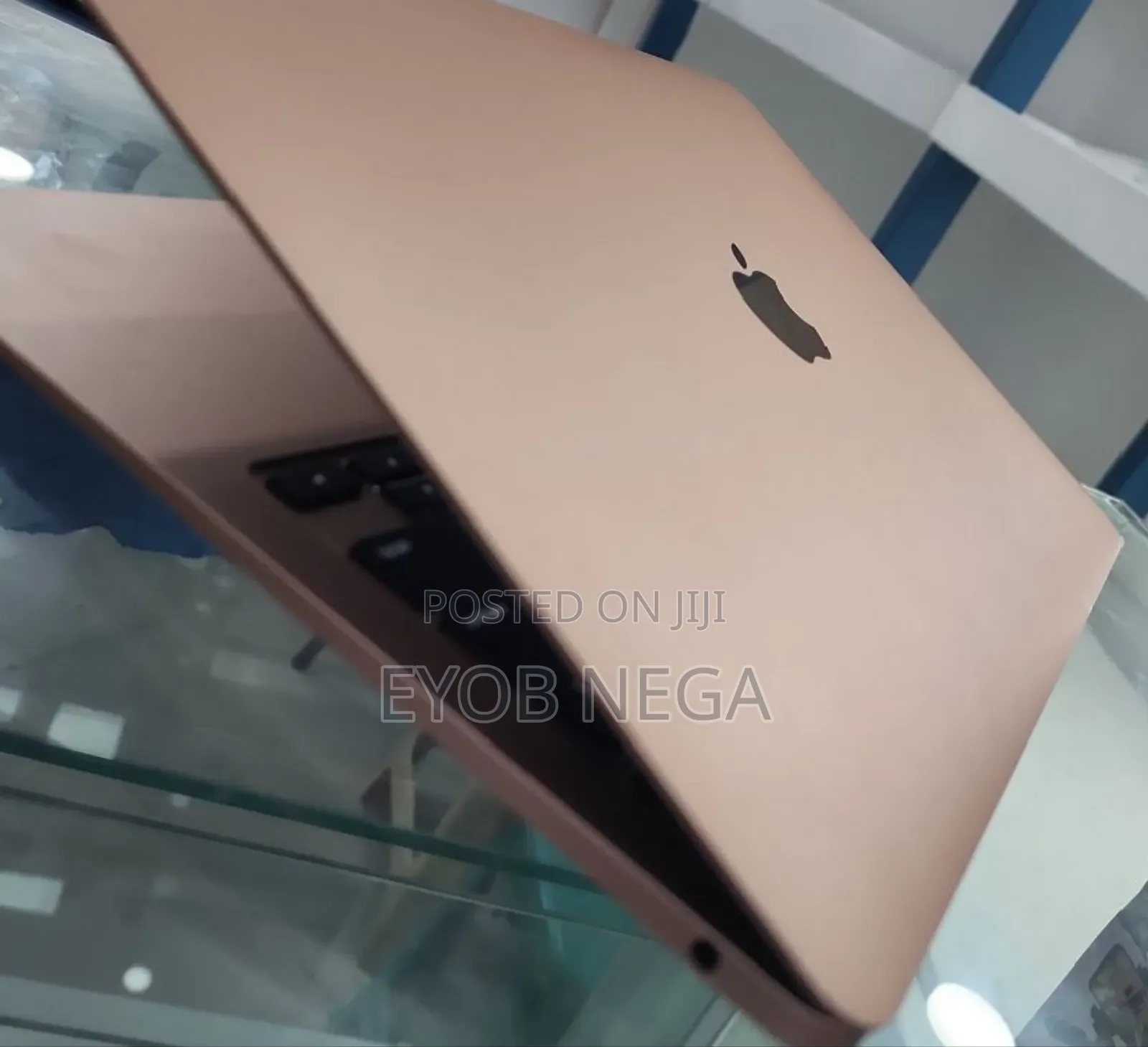 New Laptop Apple MacBook Air 2020 8GB Intel Core I3 SSD 256GB